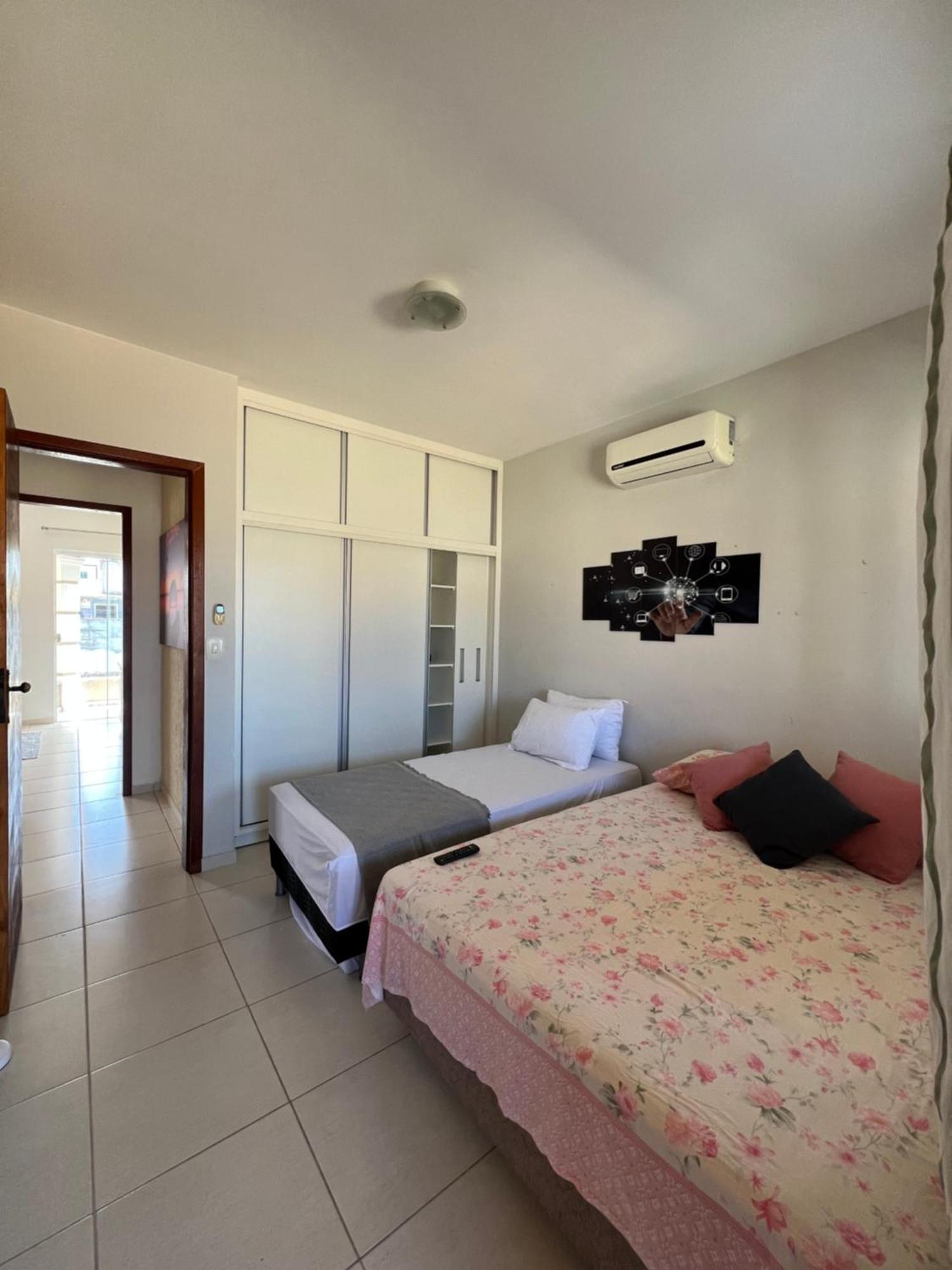 Casa Com Piscina, Churrasqueira E Ar Condicionado Em Holiday home *